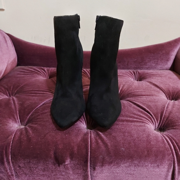 Silver heeled booties! - Picture 5 of 5